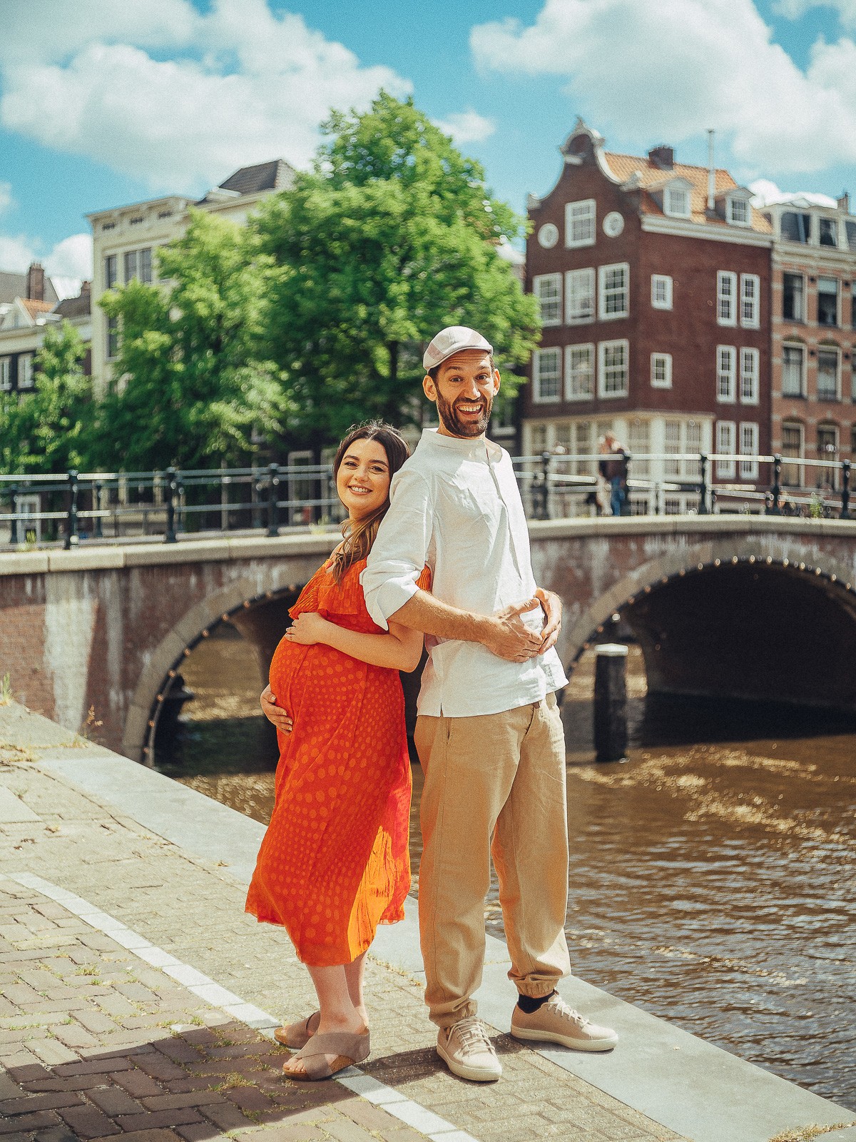 Candid Pregnancy Photoshoot in Amsterdam