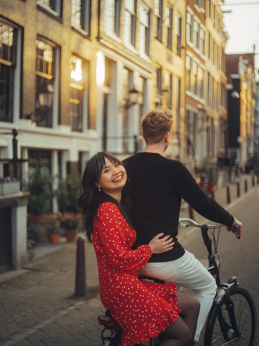 https://rudenko-photography.com/wp-content/uploads/2020/03/couple-portrait-photoshoot-amsterdam.jpg