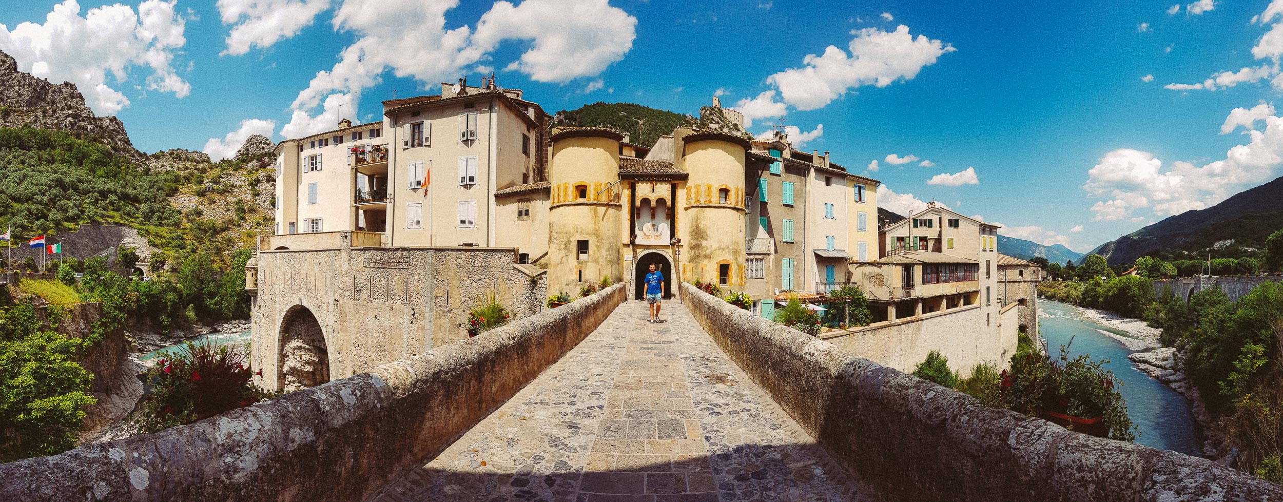 топ самых живописных французских деревень