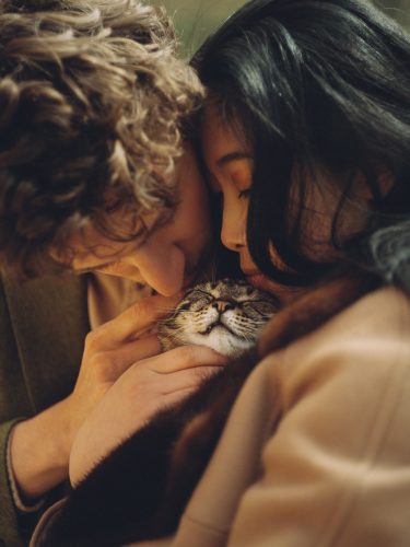 Couple Photoshoot in Amsterdam with Pet