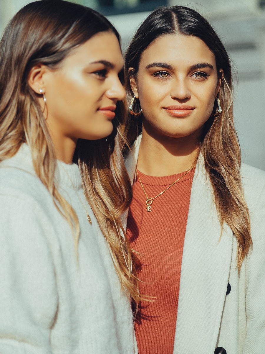 Twin Sisters Photoshoot in Amsterdam - Rudenko Photography