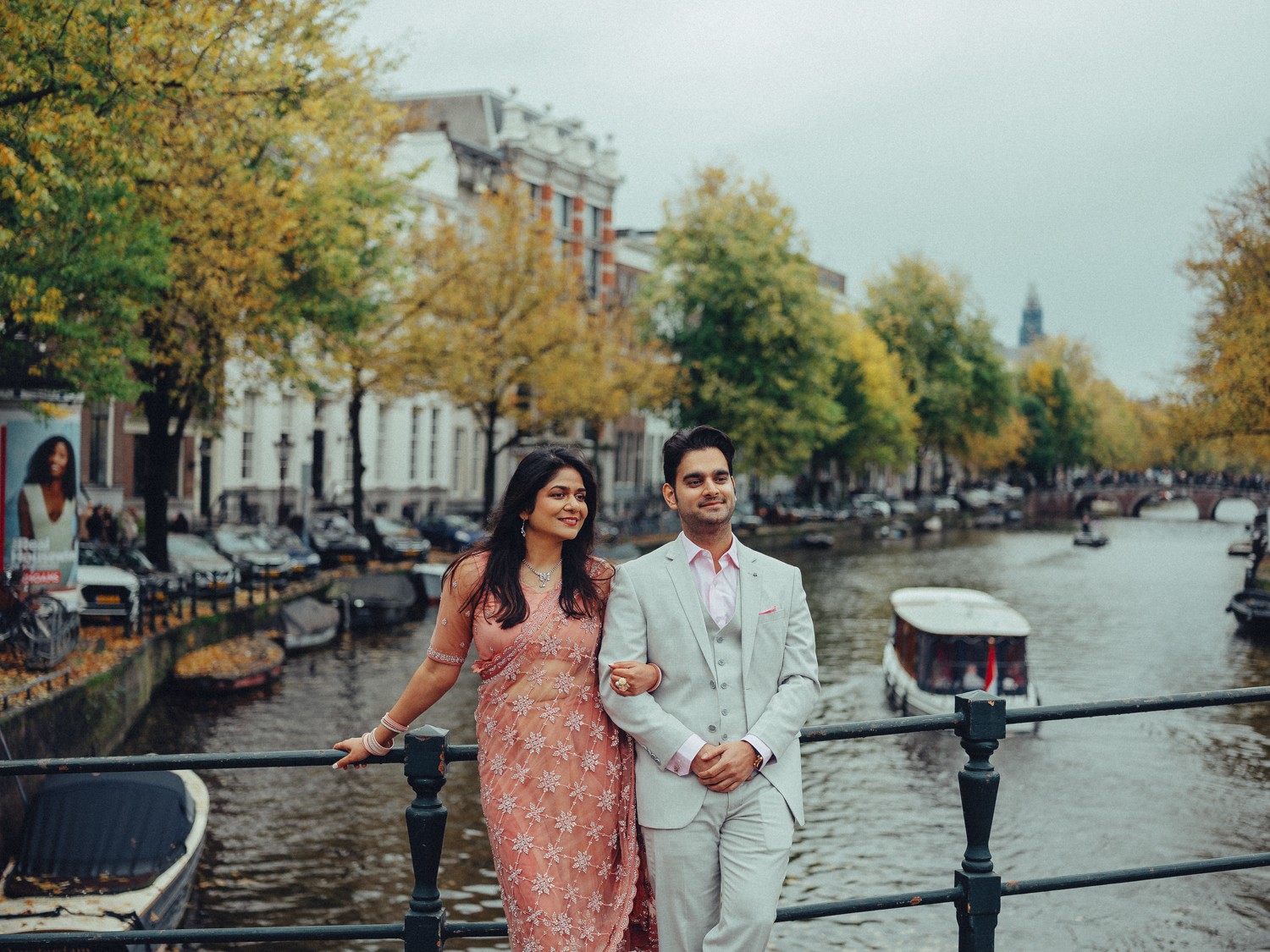 Love Photoshoot on Amsterdam Canals