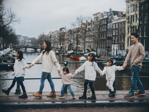 Canals Photoshoot with Top-rated Family Photographer